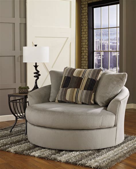 oversized accent chair for bedroom.